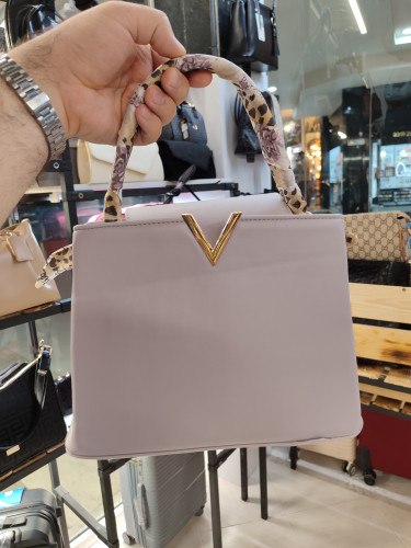 کیف لویی ویتون اسکارفی