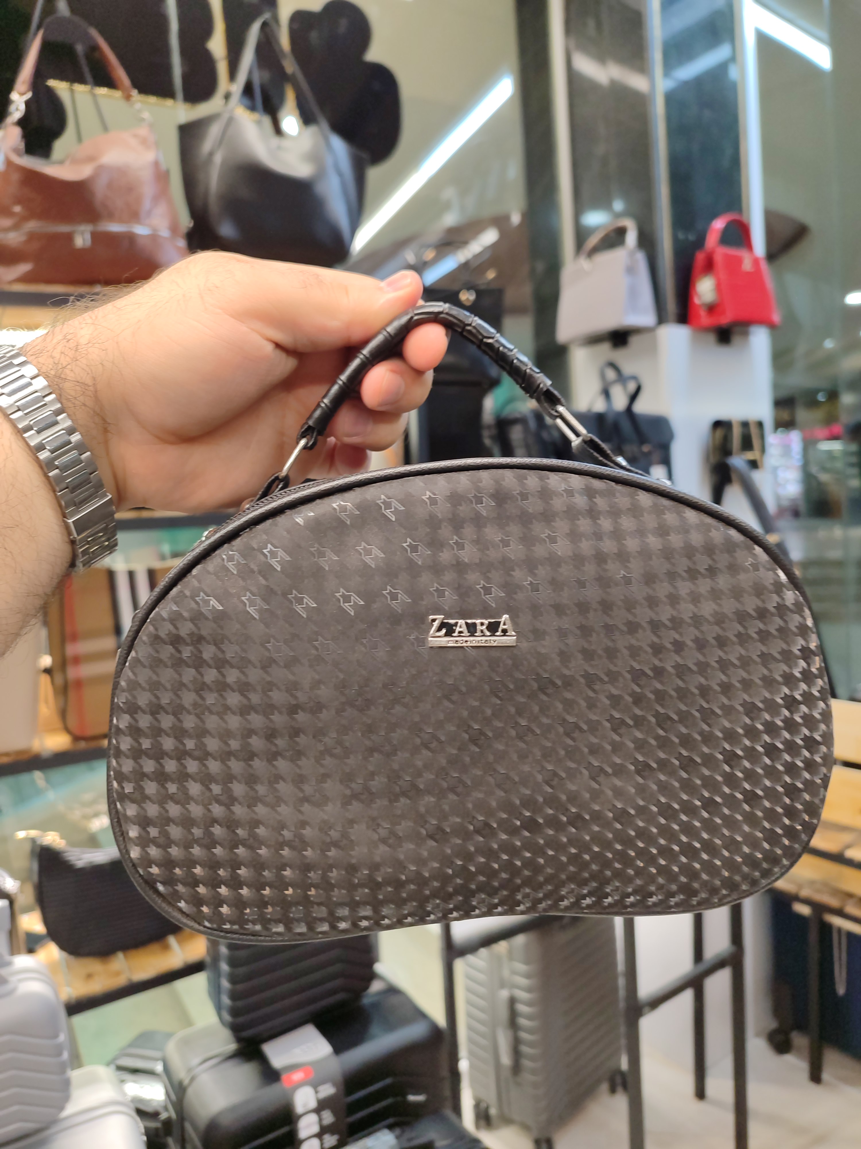 کیف زارا زنانه دوزیپ