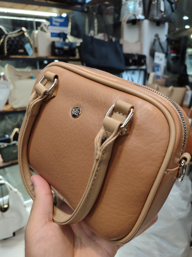 کیف برندبنوزنانه چرم مصنوعی وارداتی دستی دوشی BENO
