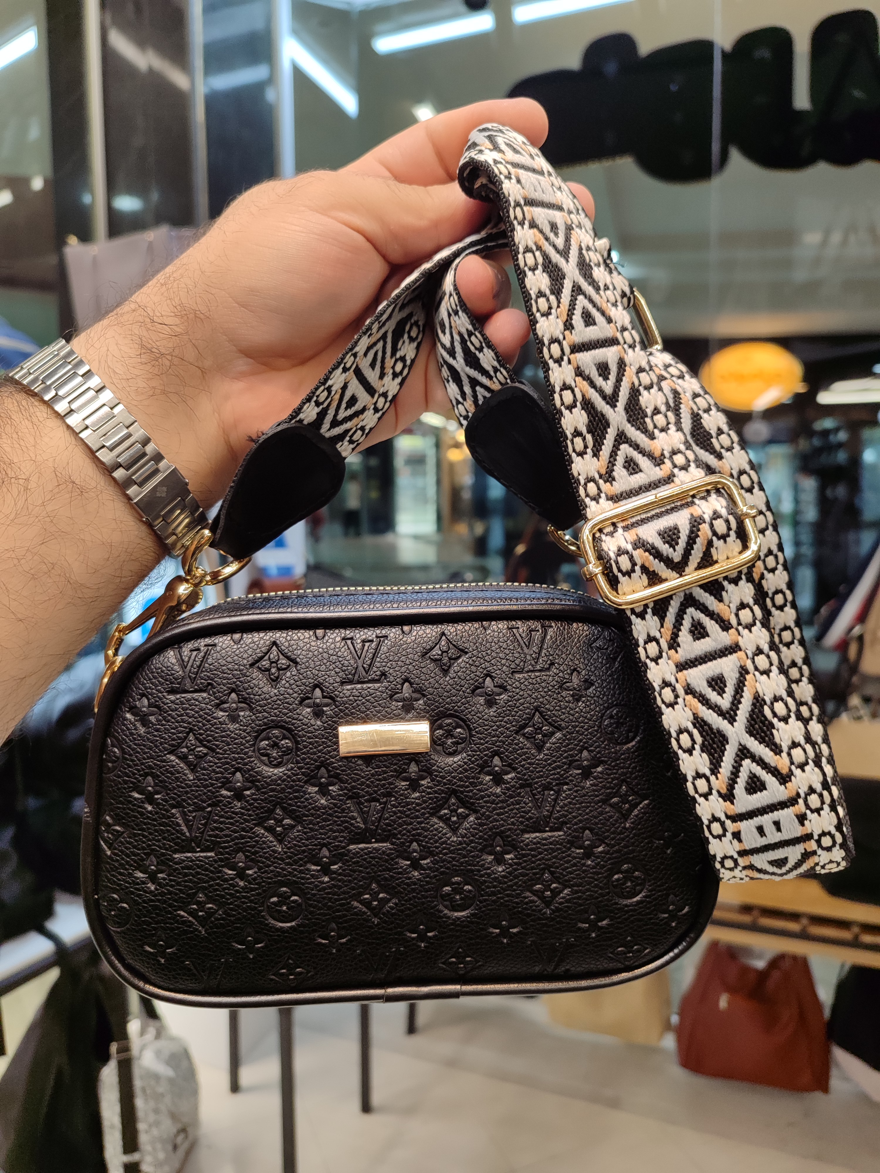 کیف چرم مصنوعی وارداتی Luis Vuitton بنداسپرت
