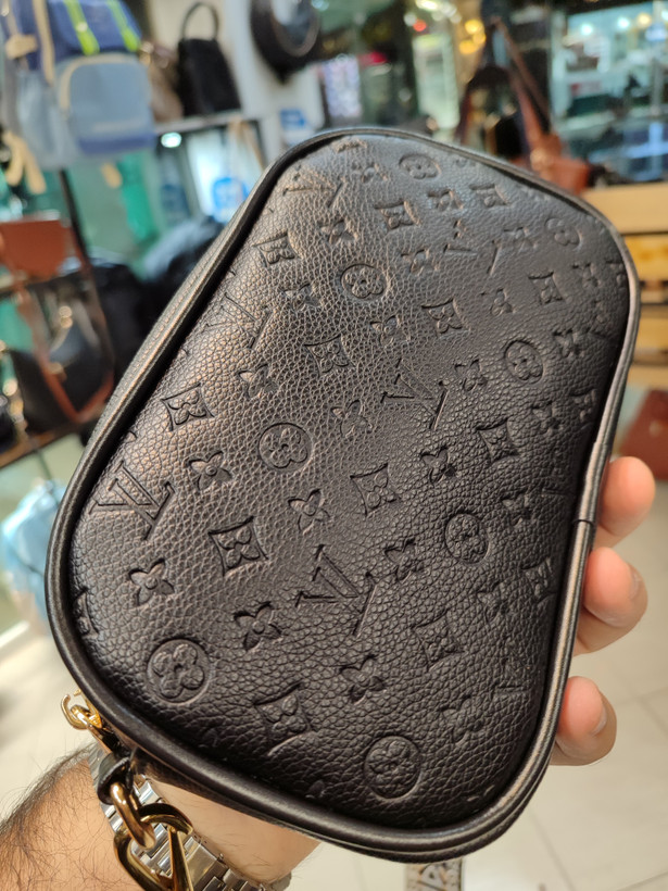کیف چرم مصنوعی وارداتی Luis Vuitton بنداسپرت